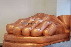 artist__kuenstler_danh_vo_3_20130106_1583131177