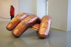 artist__kuenstler_danh_vo_4_20130106_1006138058